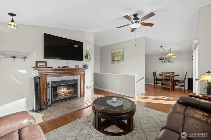 Property photo for 637 Cranberry Drive, Oak Harbor photo 9