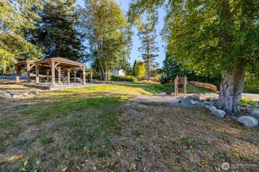 Property photo for 637 Cranberry Drive, Oak Harbor photo 27