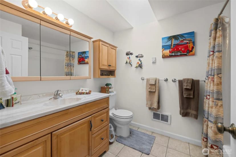 Property photo for 637 Cranberry Drive, Oak Harbor photo 17