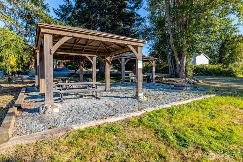 Property photo for 637 Cranberry Drive, Oak Harbor photo 25
