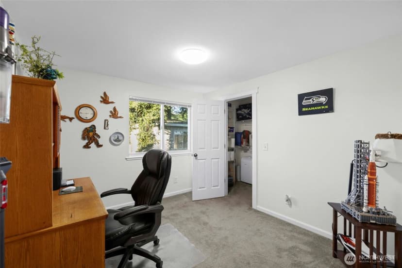 Property photo for 637 Cranberry Drive, Oak Harbor photo 21