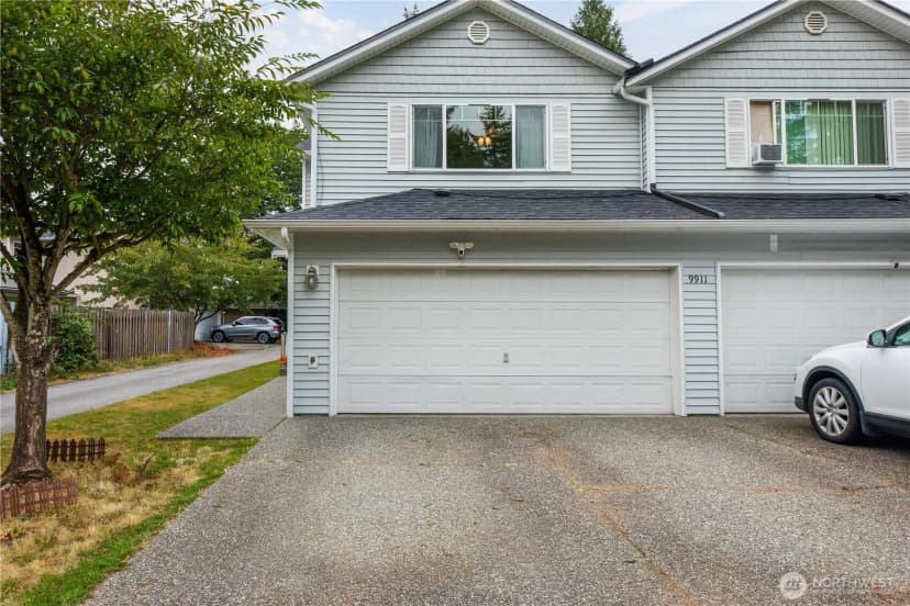 Property photo for 9911 48th Drive Ne #a, Marysville