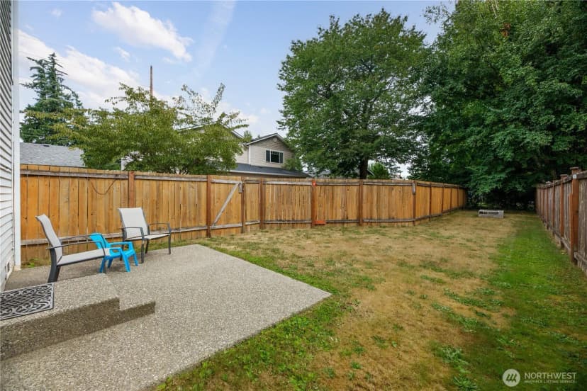 Property photo for 9911 48th Drive Ne #a, Marysville photo 24