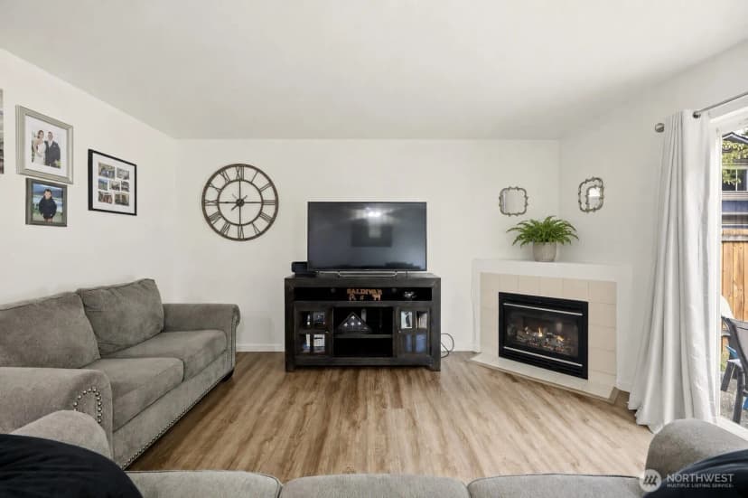 Property photo for 9911 48th Drive Ne #a, Marysville photo 8