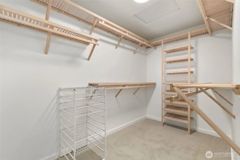 Property photo for 23216 Se 31st Street, Sammamish photo 25
