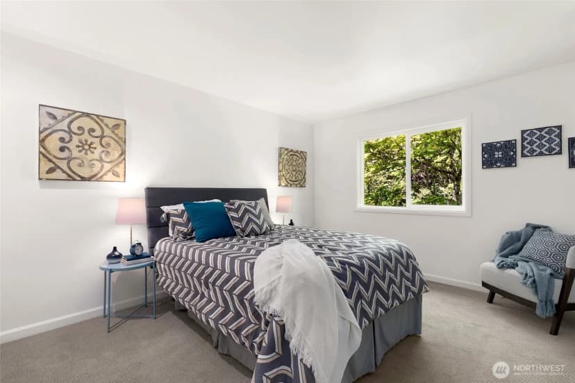 Property photo for 23216 Se 31st Street, Sammamish photo 26
