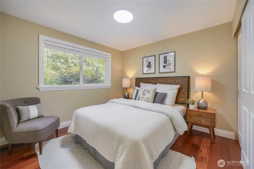 Property photo for 4842 152nd Place Se, Bellevue photo 19