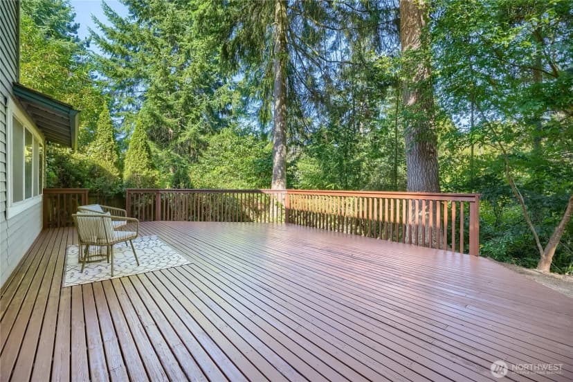Property photo for 4842 152nd Place Se, Bellevue photo 26
