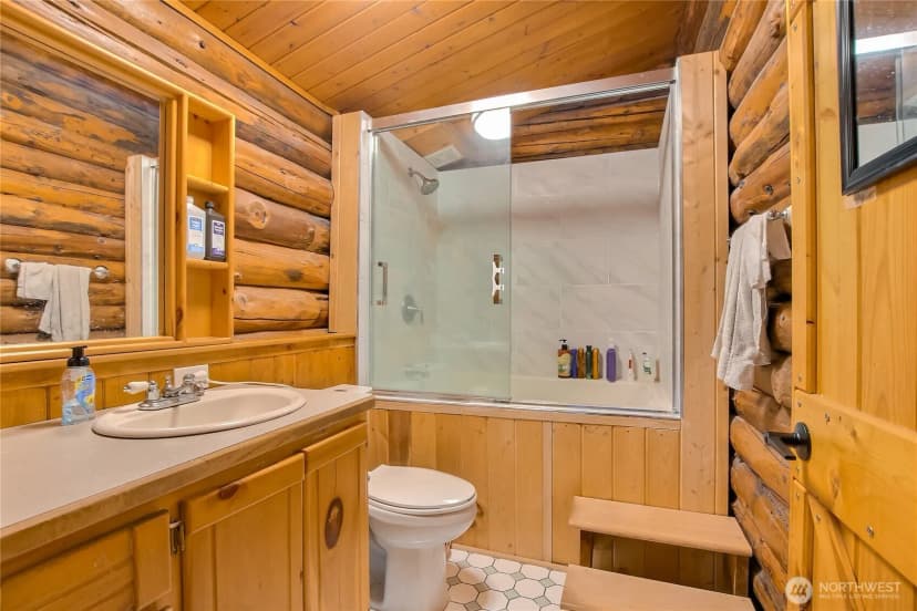 Property photo for 36233 28th Avenue S, Federal Way photo 18