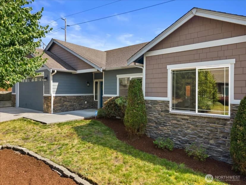 Property photo for 7523 Broadway, Everett photo 38