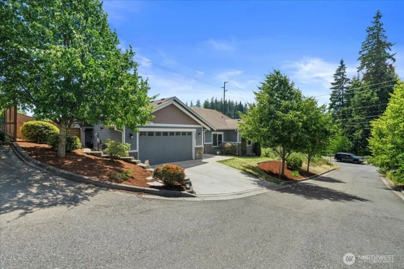 Property photo for 7523 Broadway, Everett photo 6
