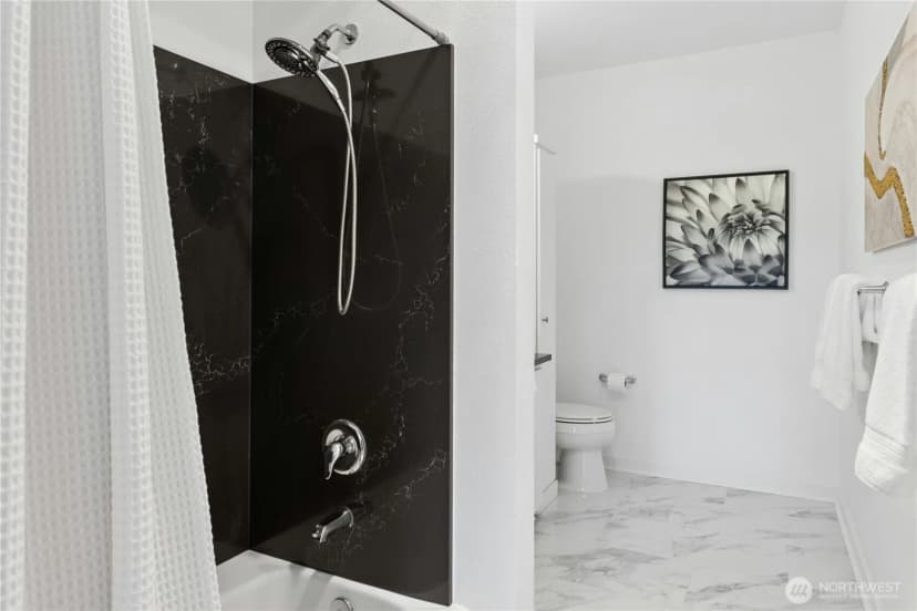 Property photo for 13301 Se 79th Place #c402, Newcastle photo 14