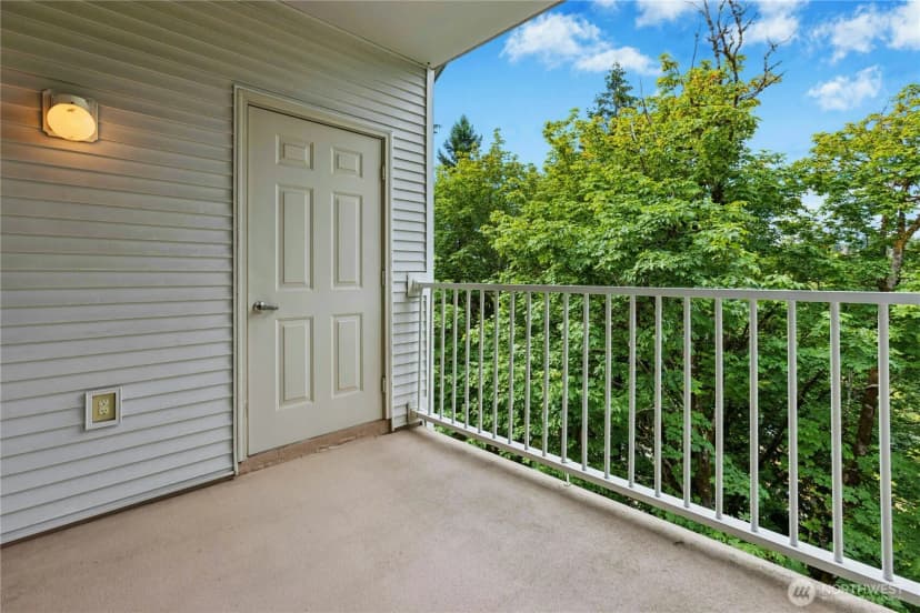 Property photo for 13301 Se 79th Place #c402, Newcastle photo 24