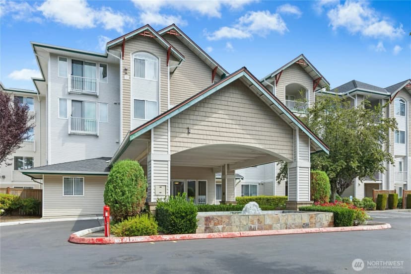 Property photo for 13301 Se 79th Place #c402, Newcastle photo 28