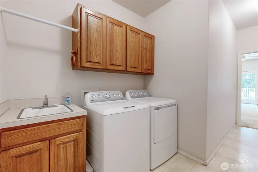 Property photo for 1916 Se Clover Court, College Place photo 30