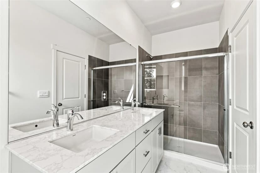Property photo for 1201 Tacoma Court Ne #9, Renton photo 20