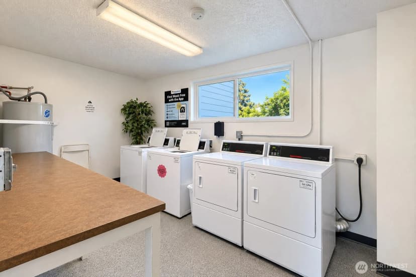 Property photo for 15144 65th Avenue S, Tukwila photo 19