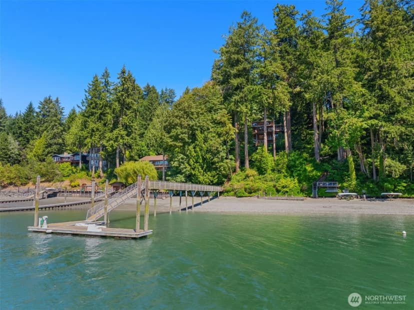 Property photo for 11515 Blue Heron Lane Ne, Bainbridge Island photo 3