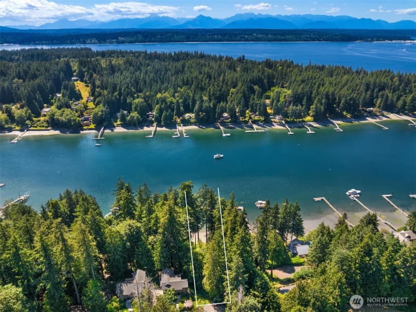 Property photo for 11515 Blue Heron Lane Ne, Bainbridge Island photo 39