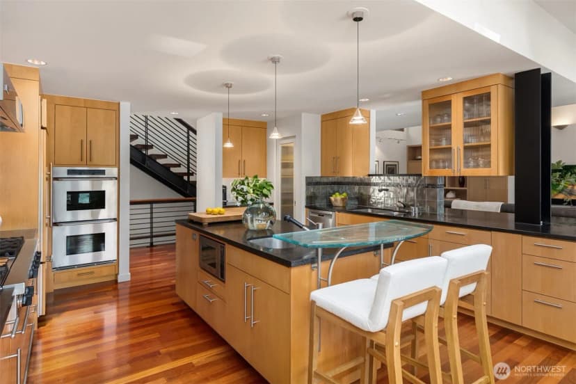 Property photo for 11515 Blue Heron Lane Ne, Bainbridge Island photo 15