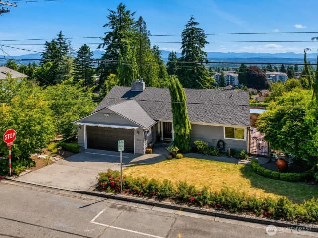 Property photo for 3703 Federal Avenue, Everett