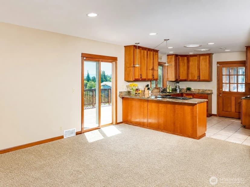 Property photo for 3703 Federal Avenue, Everett photo 15