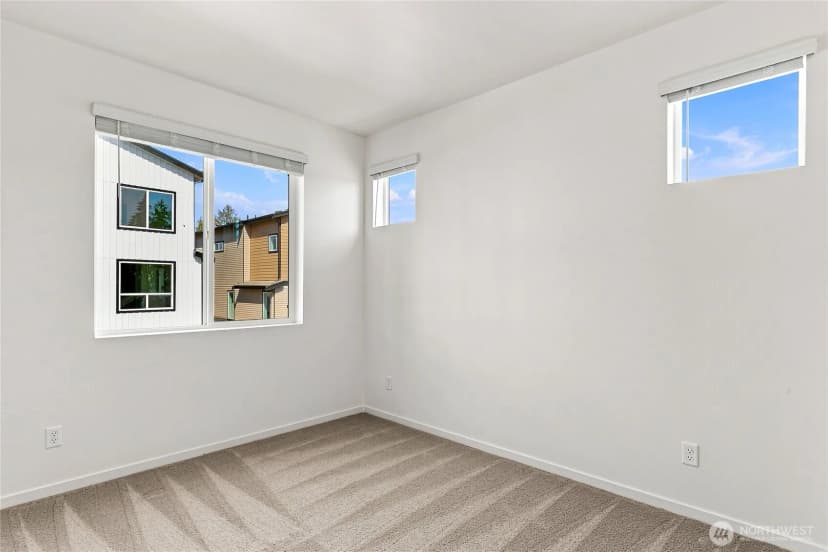 Property photo for 1210 Tacoma Court Ne #4, Renton photo 14