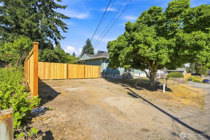 Property photo for 7414 Highland Drive, Everett photo 35