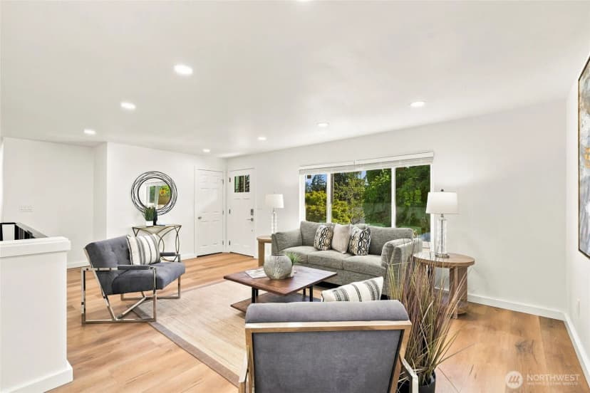 Property photo for 7414 Highland Drive, Everett photo 6