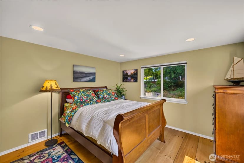 Property photo for 776 Shelter Bay Drive, La Conner photo 24