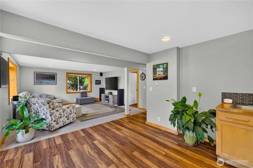 Property photo for 776 Shelter Bay Drive, La Conner photo 28