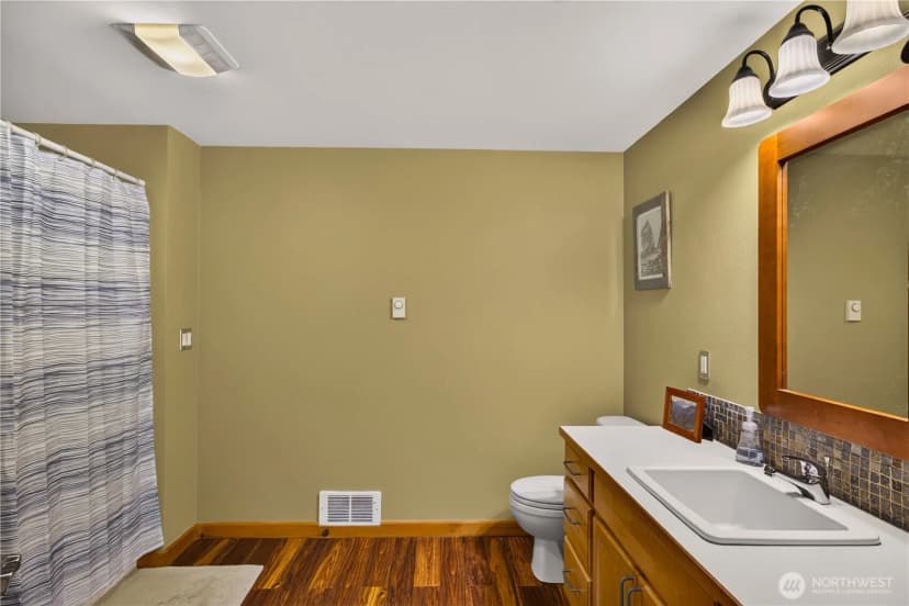 Property photo for 776 Shelter Bay Drive, La Conner photo 31