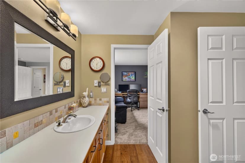 Property photo for 776 Shelter Bay Drive, La Conner photo 20