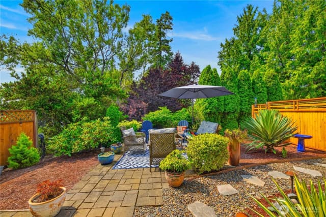Property photo for 776 Shelter Bay Drive, La Conner photo 2