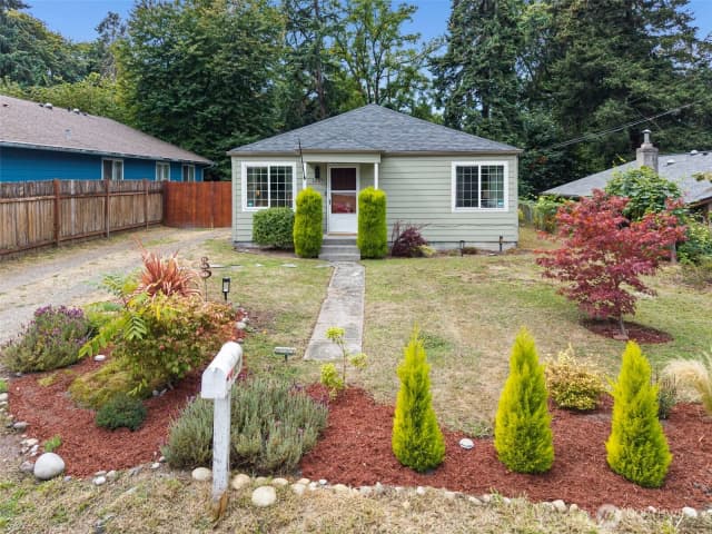 Property photo for 1827 Se Orange Street, Olympia
