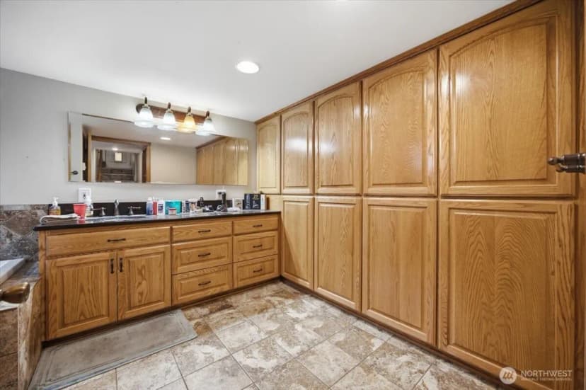 Property photo for 2421 Plaza Way, Walla Walla photo 21