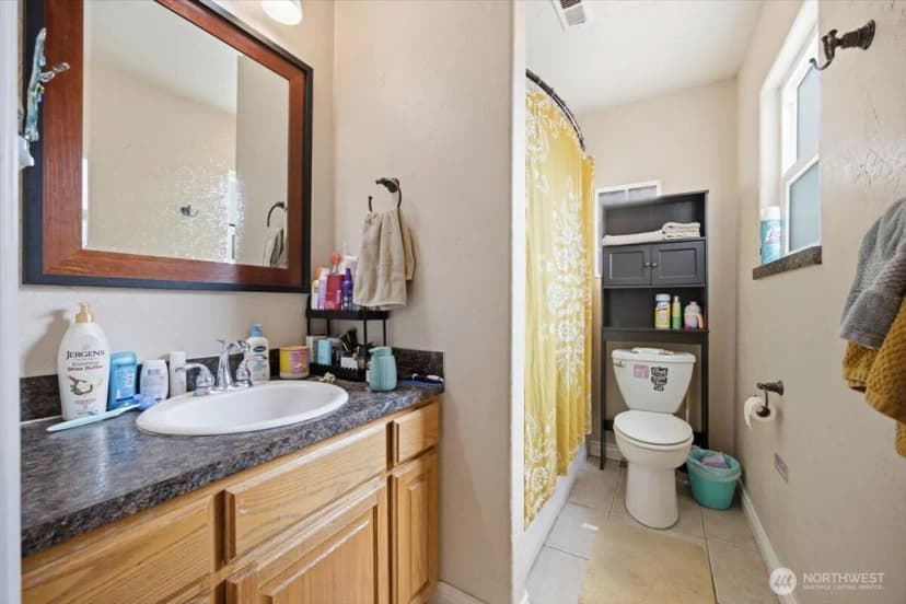 Property photo for 2421 Plaza Way, Walla Walla photo 15