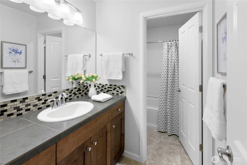 Property photo for 13844 La Vigne Court Ne, Bainbridge Island photo 29