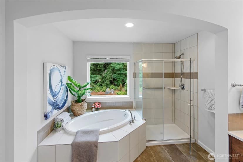 Property photo for 13844 La Vigne Court Ne, Bainbridge Island photo 24