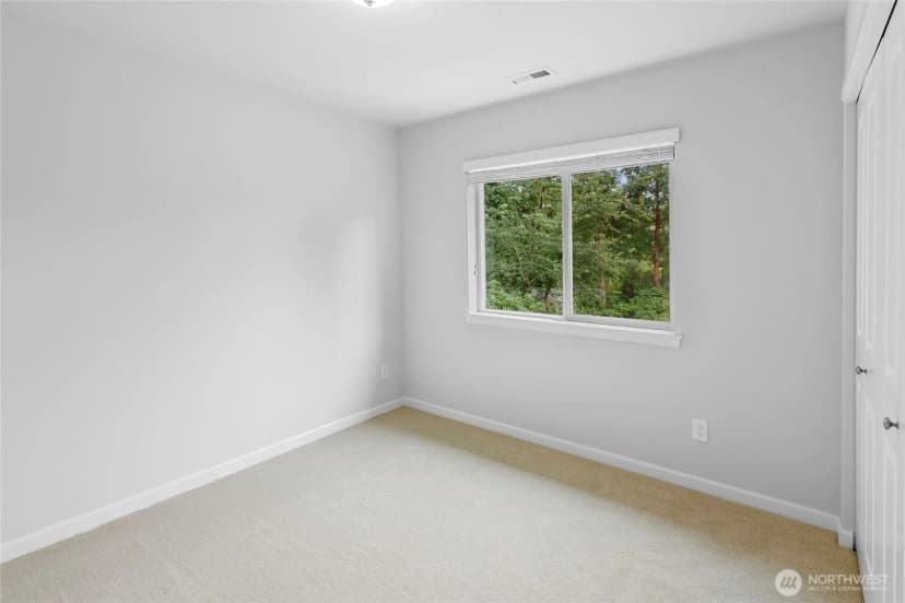 Property photo for 13844 La Vigne Court Ne, Bainbridge Island photo 28