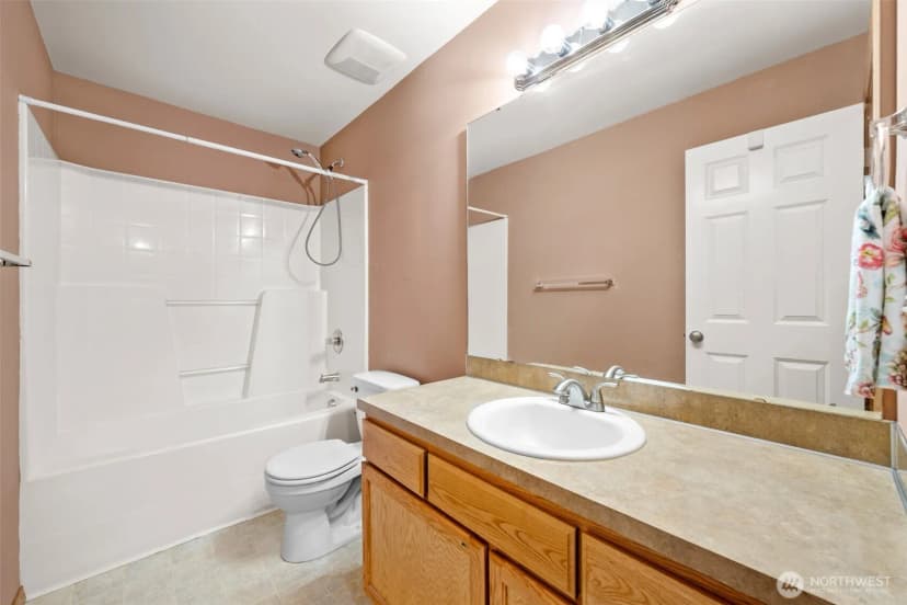 Property photo for 11117 24th Street Ne, Lake Stevens photo 12