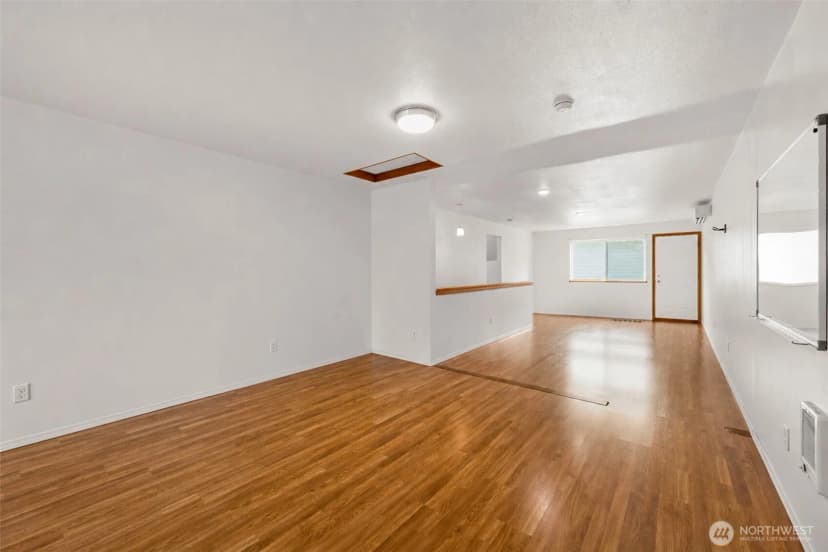 Property photo for 11117 24th Street Ne, Lake Stevens photo 13