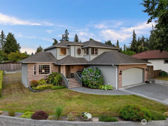 Property photo for 4515 Forest Drive, Everett