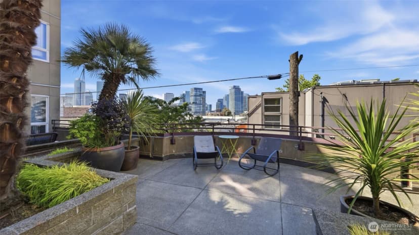 Property photo for 1711 E Olive Way #215, Seattle photo 6