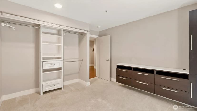 Property photo for 1711 E Olive Way #215, Seattle photo 19