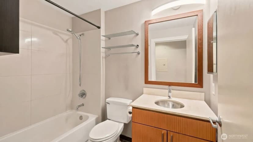Property photo for 1711 E Olive Way #215, Seattle photo 20