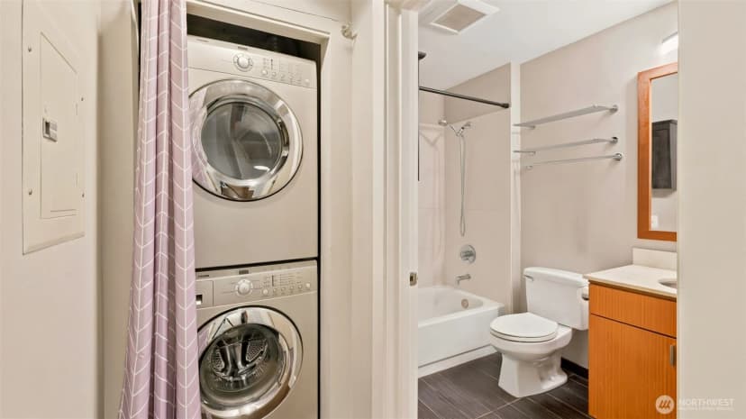 Property photo for 1711 E Olive Way #215, Seattle photo 21