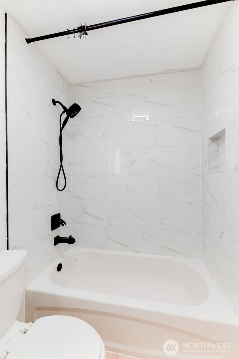 Property photo for 23405 16th Avenue S #c203, Des Moines photo 15