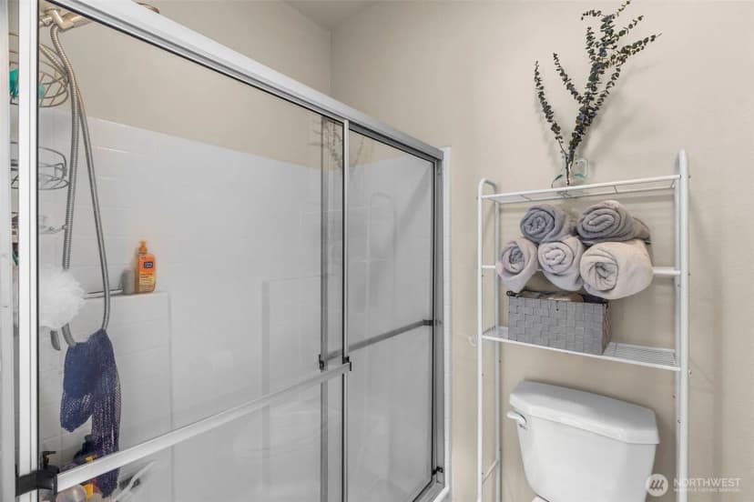 Property photo for 8635 Sequioa Court Se, Yelm photo 12
