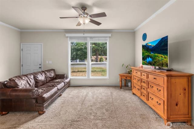 Property photo for 8635 Sequioa Court Se, Yelm photo 3